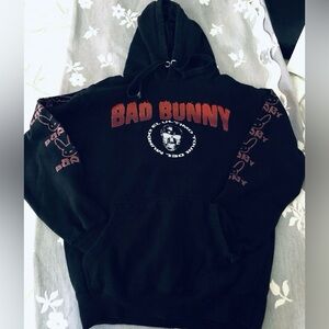 Bad Bunny 2021 Hoodie Sweatshirt El Ultimo Tour Del Mundo Men’s Sz M Oversized